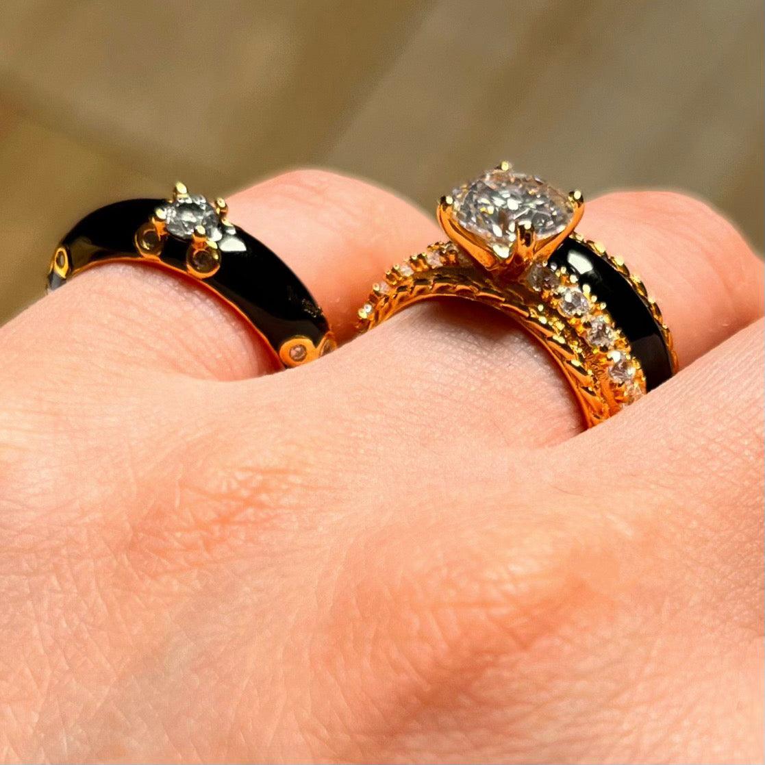 18K Gold Plated Circle Enamel Moissanite Retro Ring - Uniqvibe