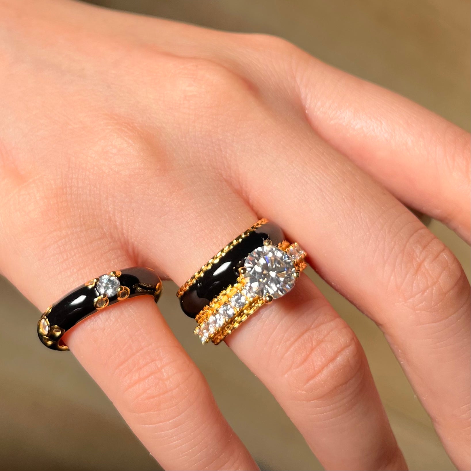 18K Gold Plated Circle Enamel Moissanite Retro Ring - Uniqvibe