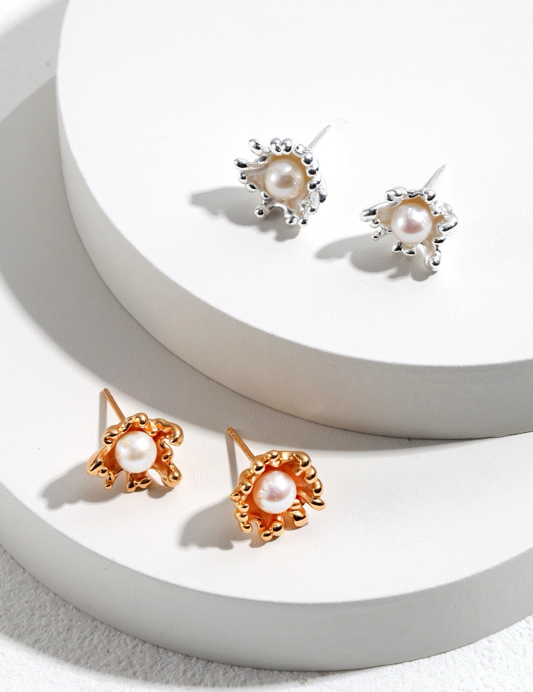 Wave-shaped natural freshwater pearl earrings