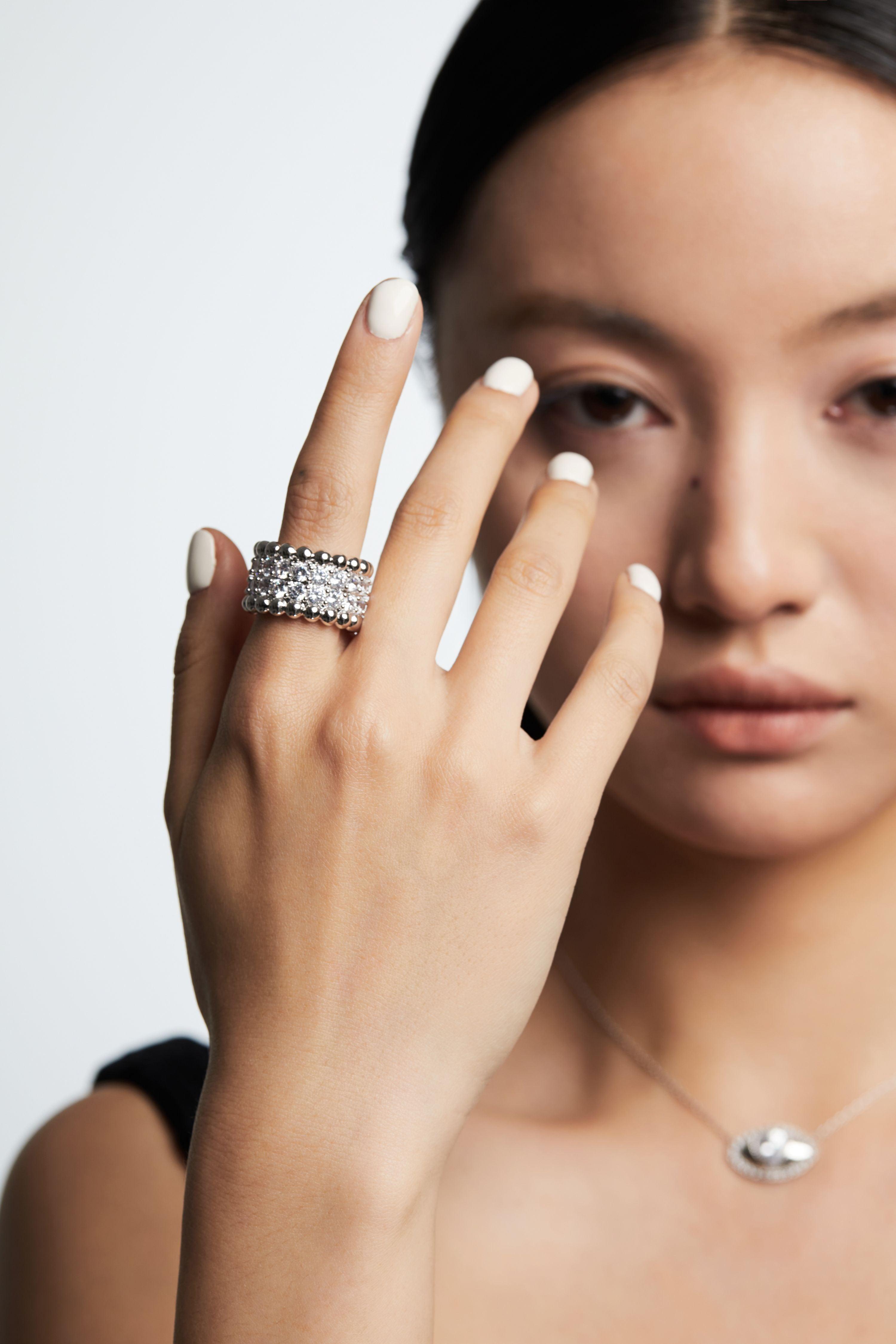 Beaded Edge Crystal Ring - Uniqvibe