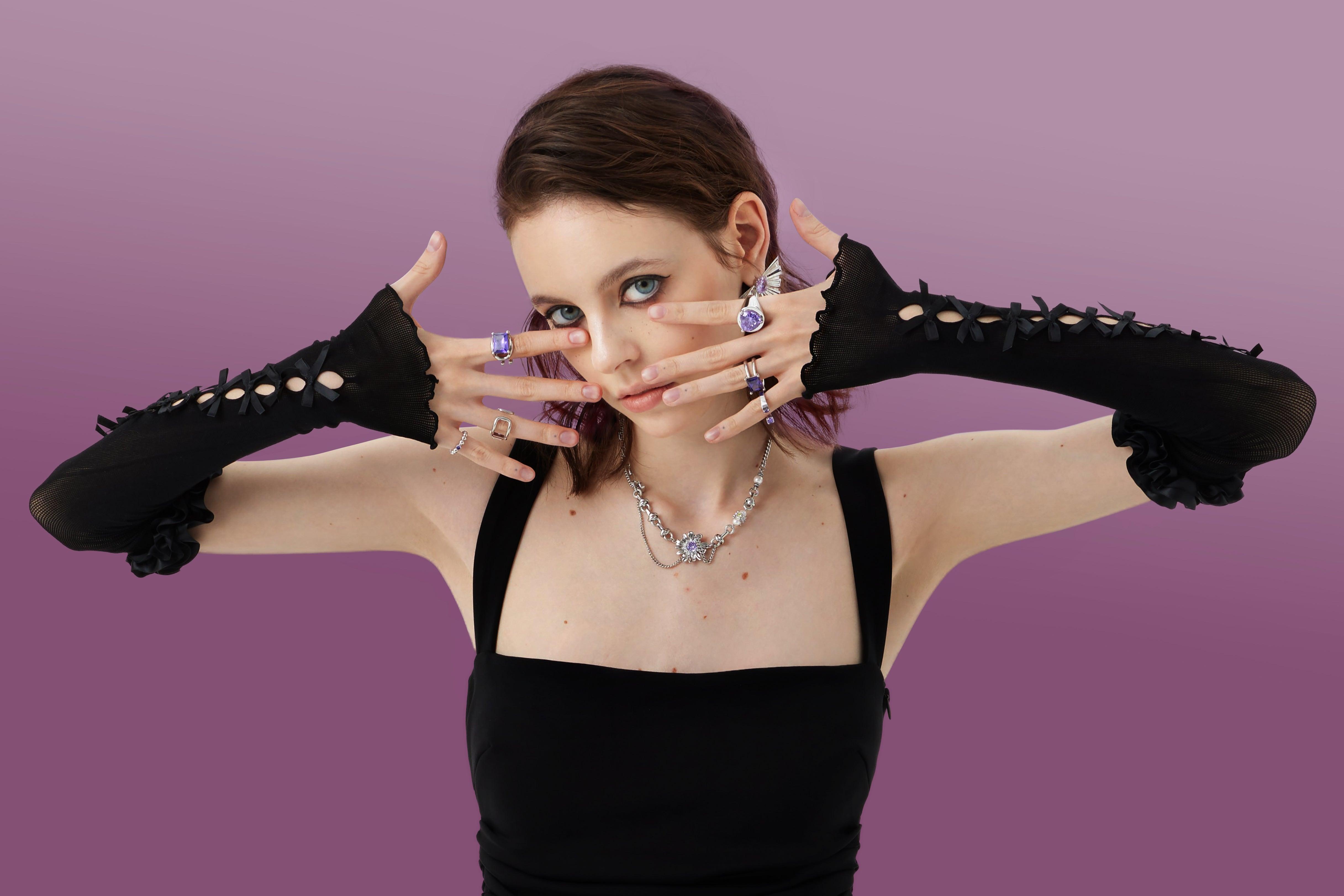 Black Cutout Bow With Satin Pleated Sleeves - Uniqvibe