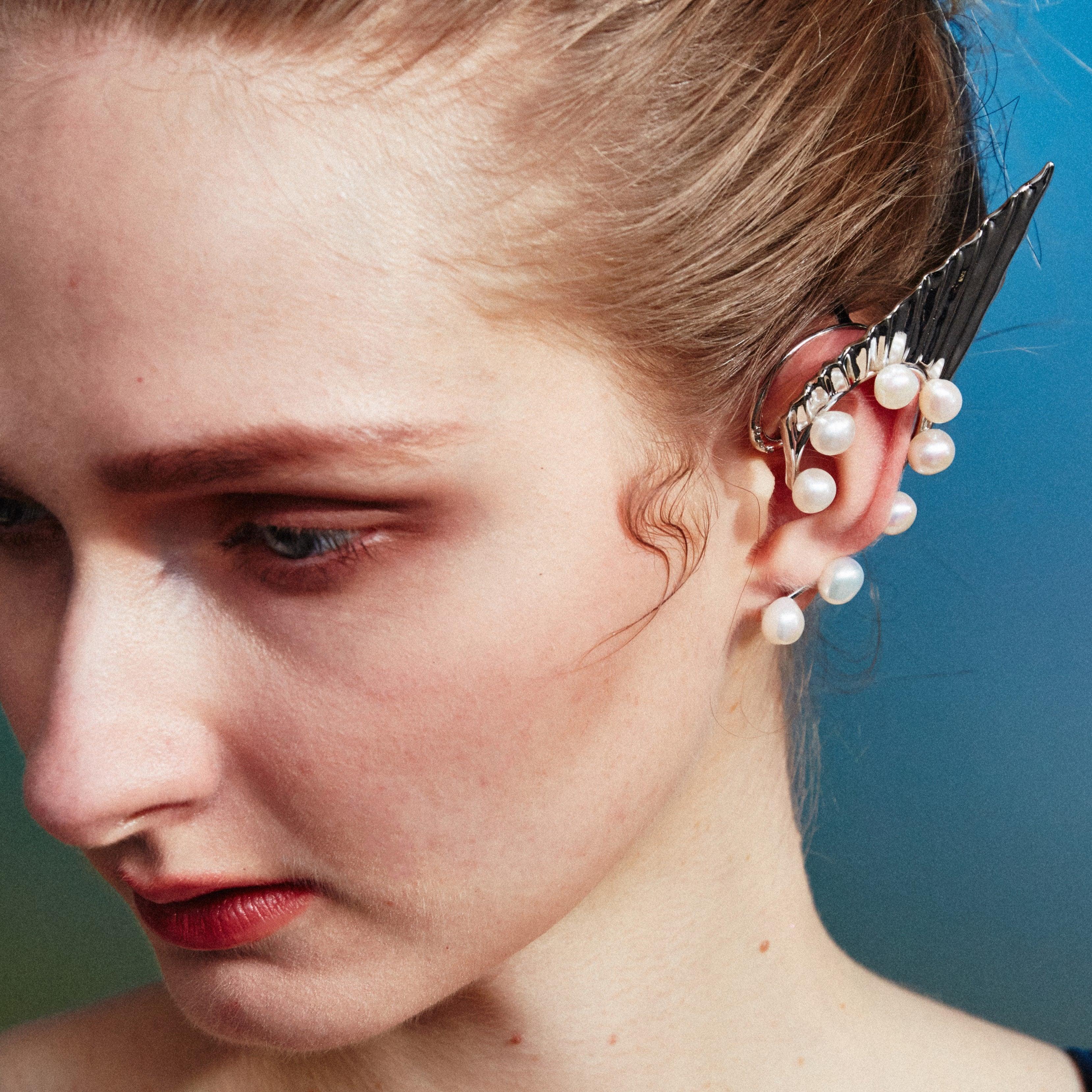 Fish Fin Baroque Pearl Earring - Uniqvibe