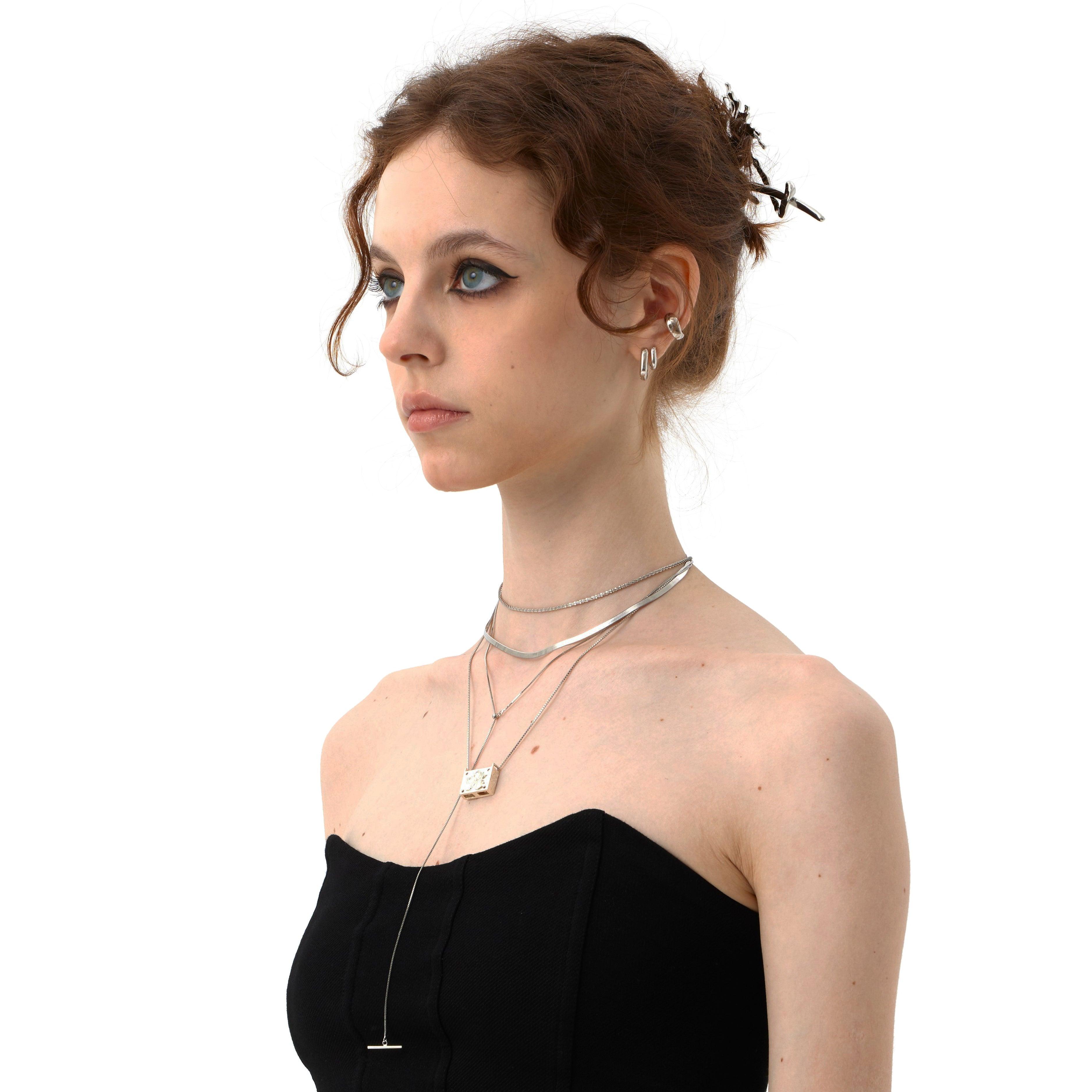 Metal Enamel Butterfly Hair Clip - Uniqvibe