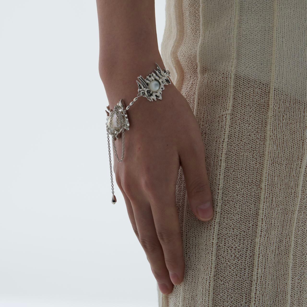 Natural Baroque Pearl and Shell Liquid Metal Bracelet - Uniqvibe