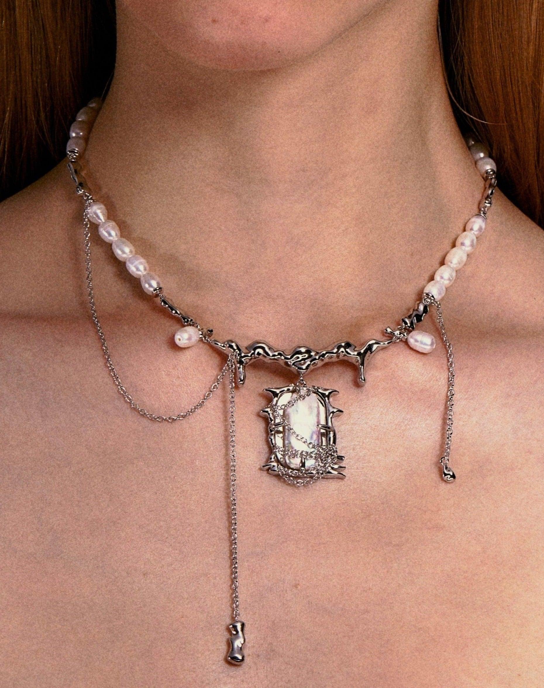 Natural Baroque Pearl Liquid Metal Necklace - Uniqvibe