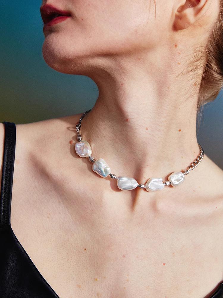 Nature Baroque Pearl Necklace - Uniqvibe