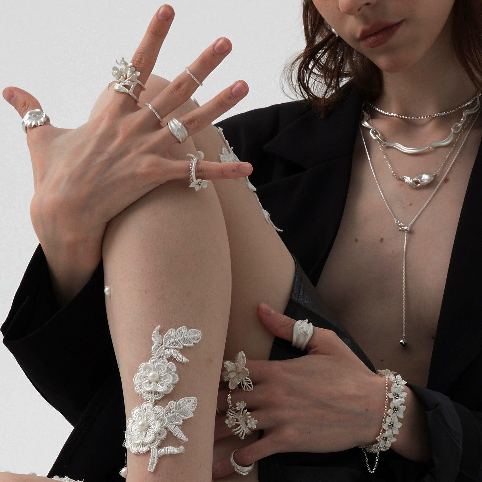 White Sterling Silver Spring Flower Bracelet - Uniqvibe