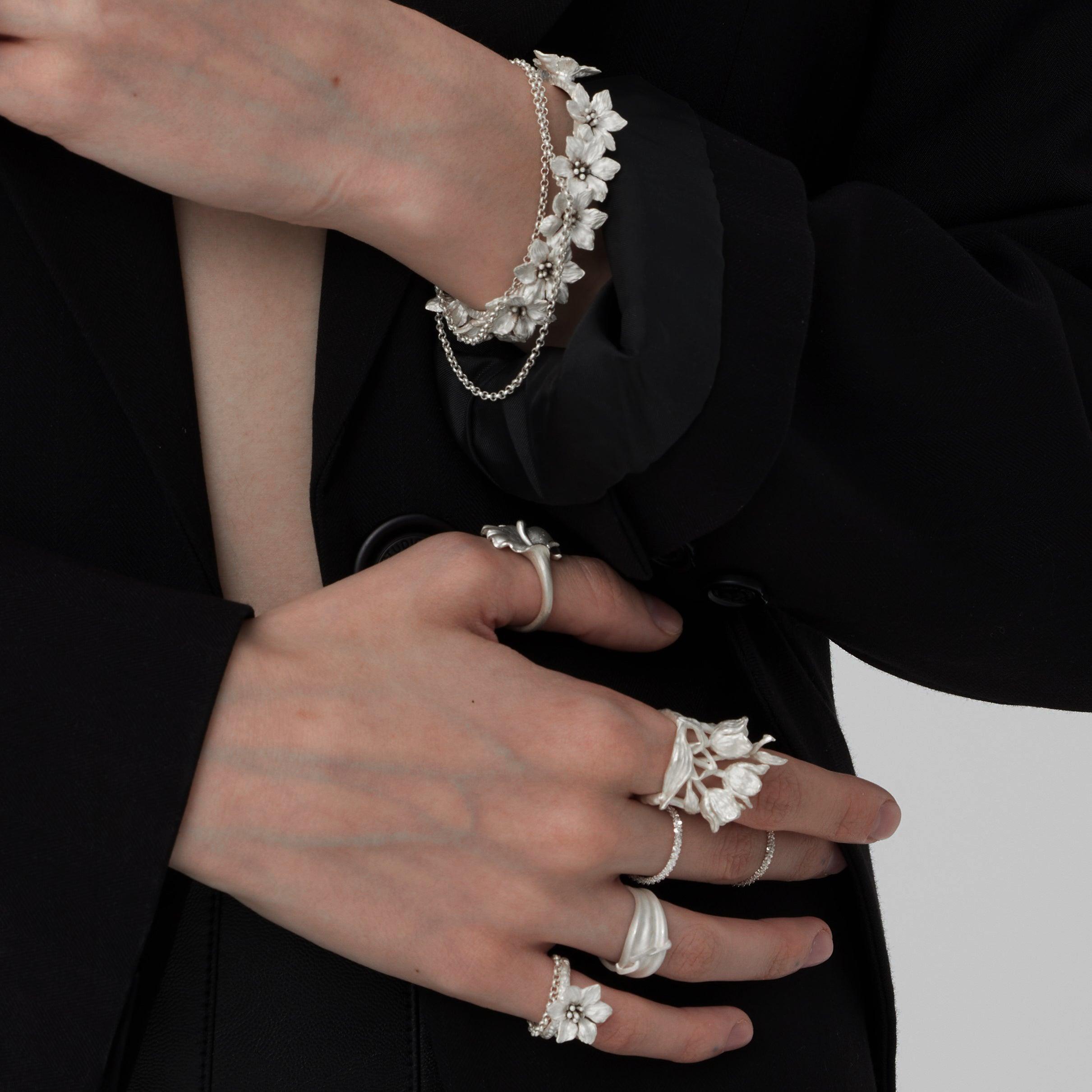 White Sterling Silver Spring Flower Ring - Uniqvibe