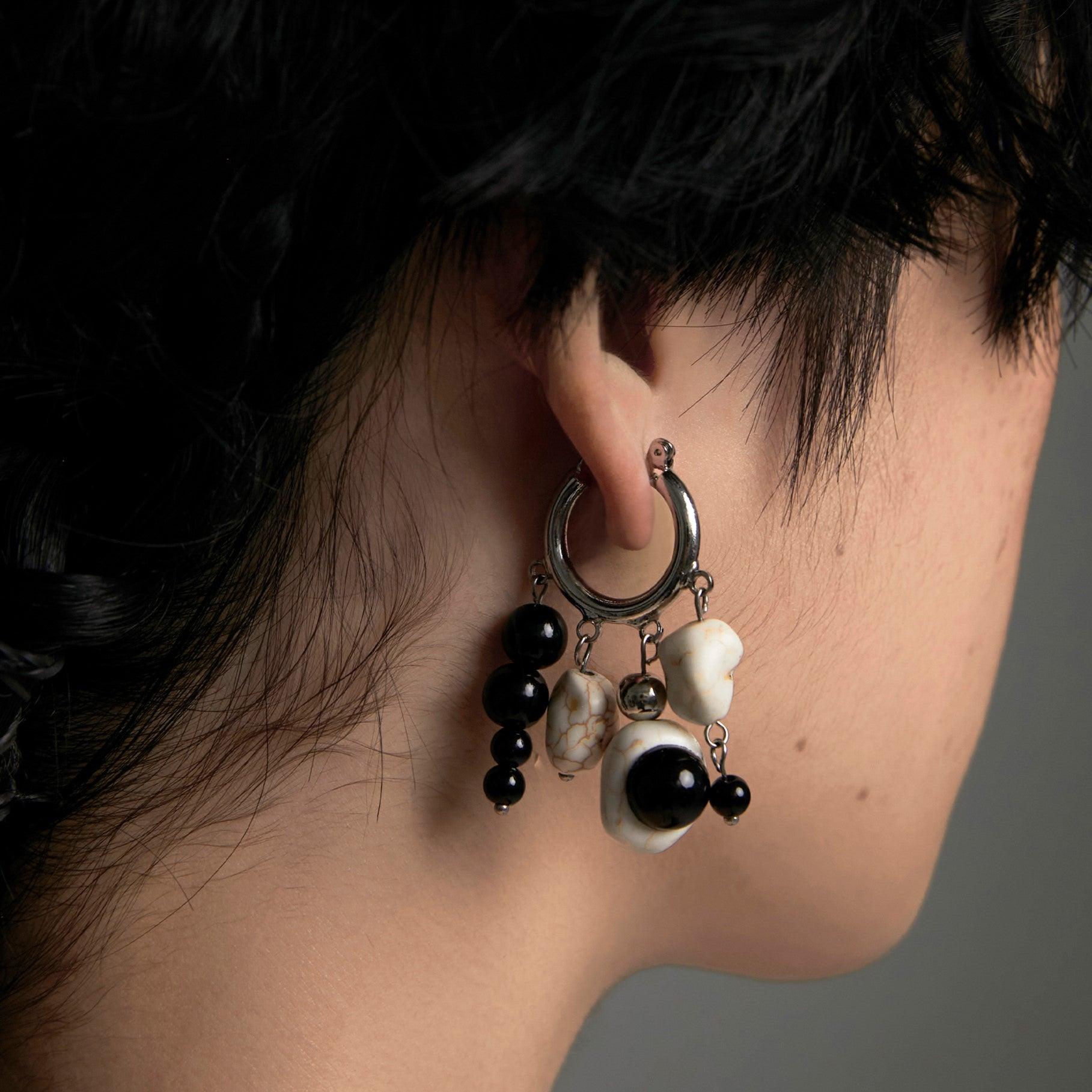 Irregular Skeleton Pearl Earrings - Uniqvibe