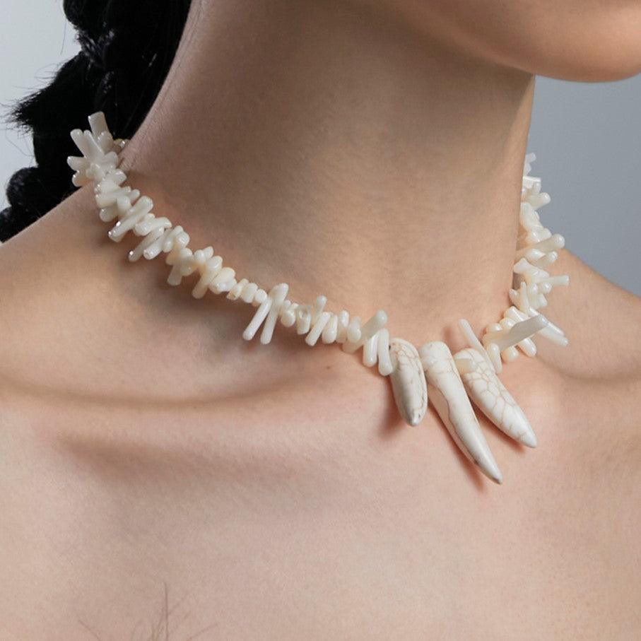 Long Tooth Crushed Stone Pendant Necklace - Uniqvibe