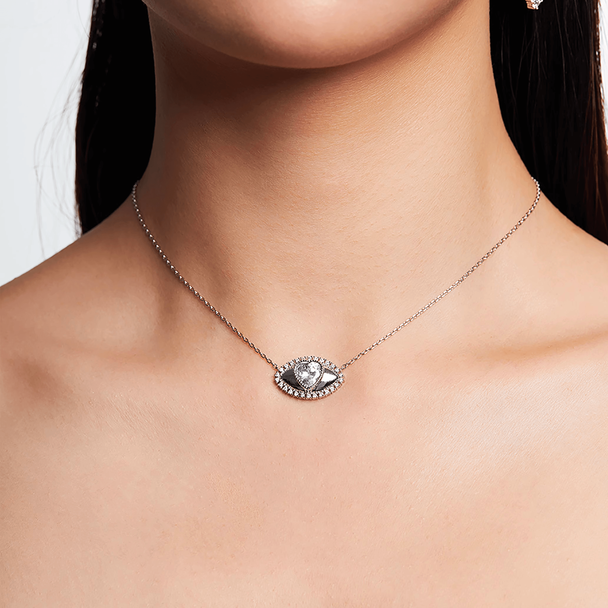 Heart Crystal Eyes Clavicle Chain Necklace - Uniqvibe