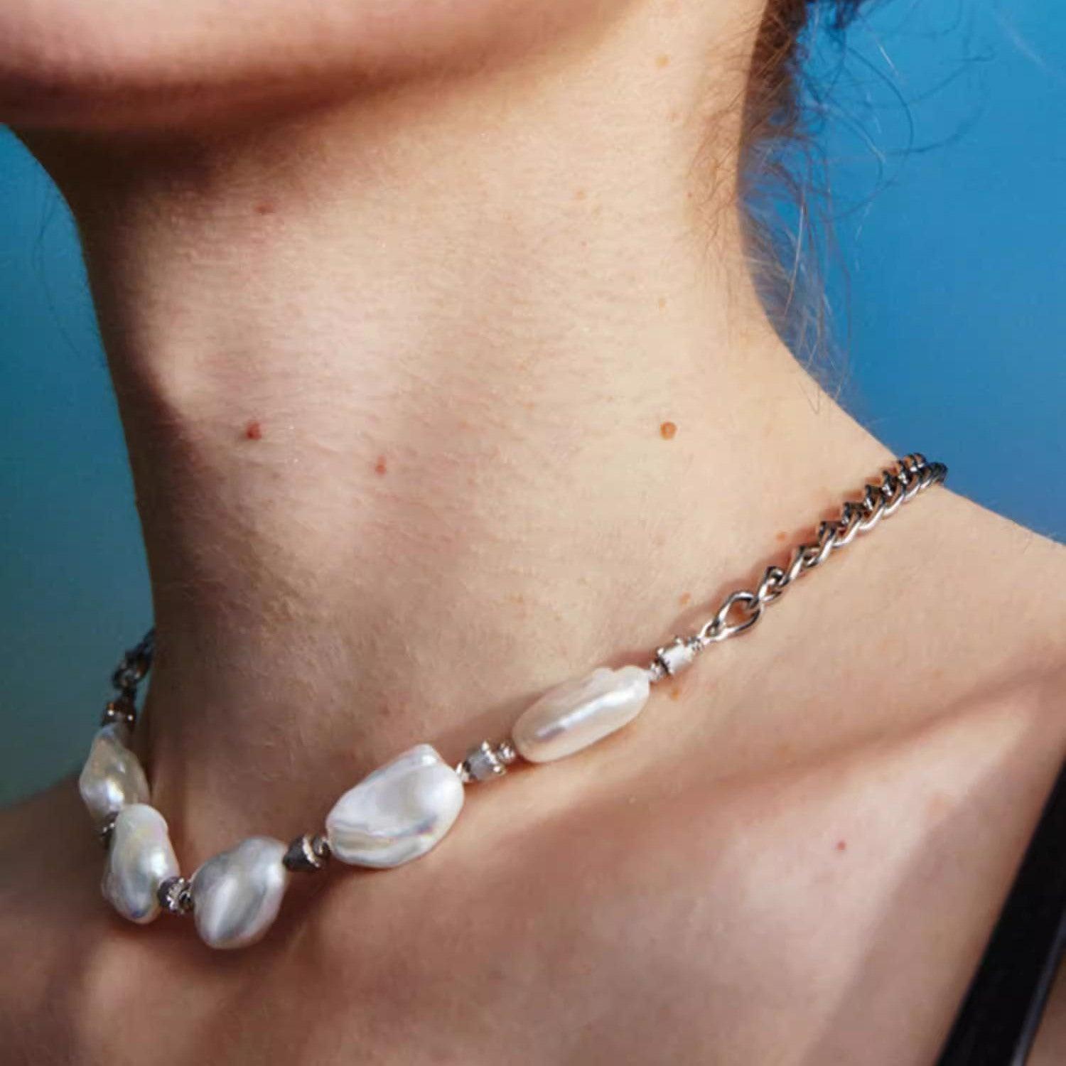Nature Baroque Pearl Necklace - Uniqvibe