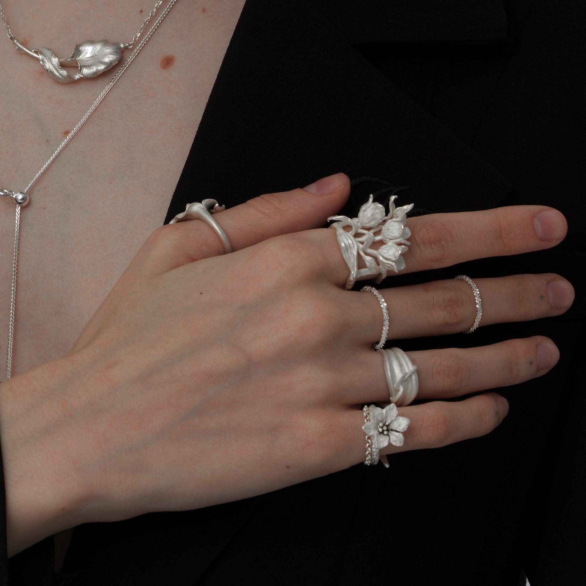 White Sterling Silver Fancy Flower Ring - Uniqvibe