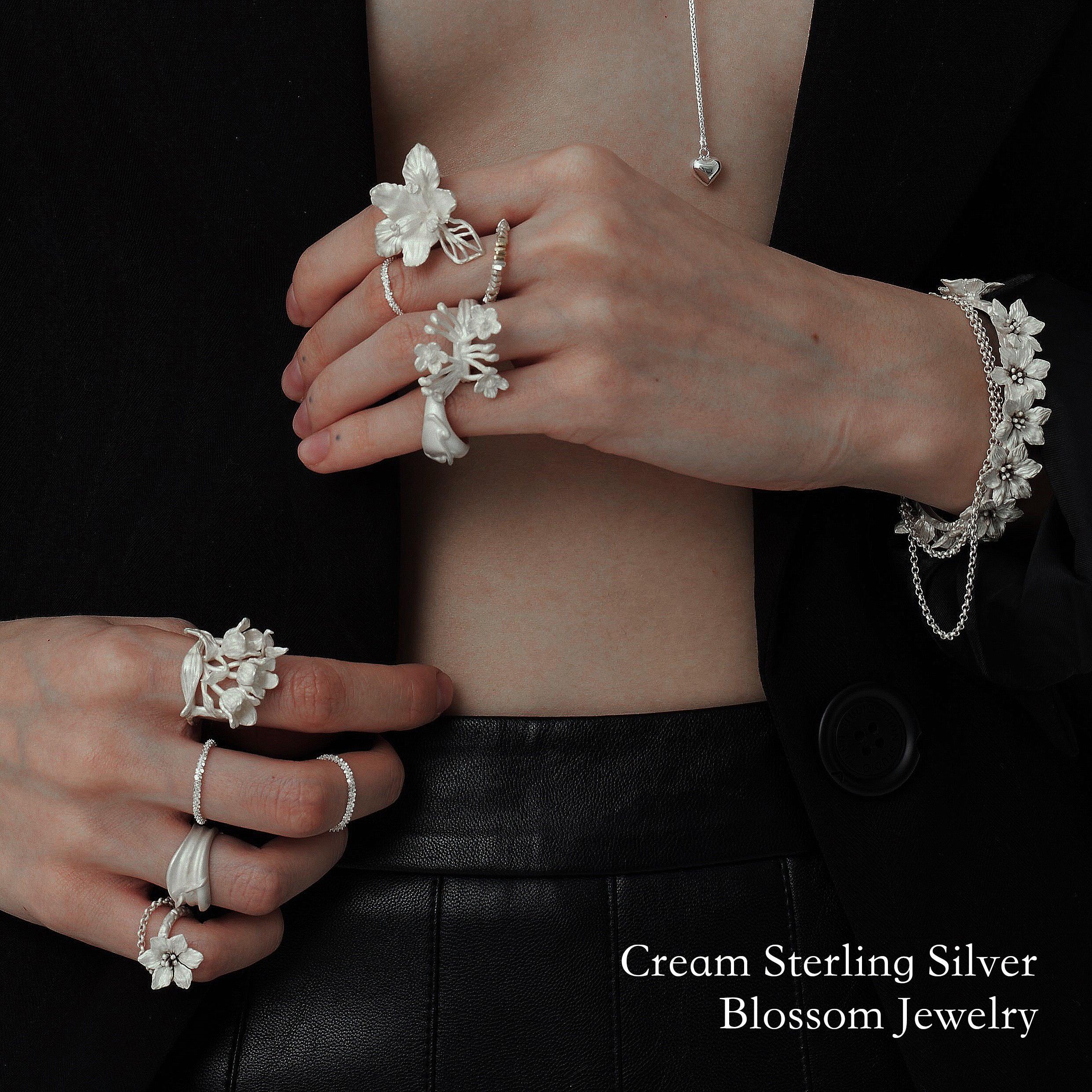 White Sterling Silver Iris Ring - Uniqvibe